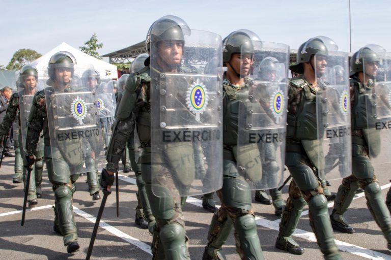 O projeto da Reforma da Previdência dos militares que vem sendo debatido em Brasilia não menciona policiais militares ou bombeiros