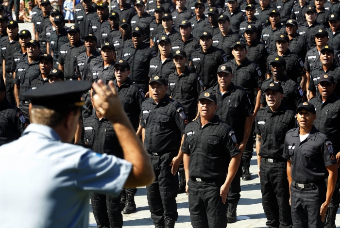 A Rioprevidência estuda criar um plano para pagamento da previdência de policiais e bombeiros militares do Rio de Janeiro