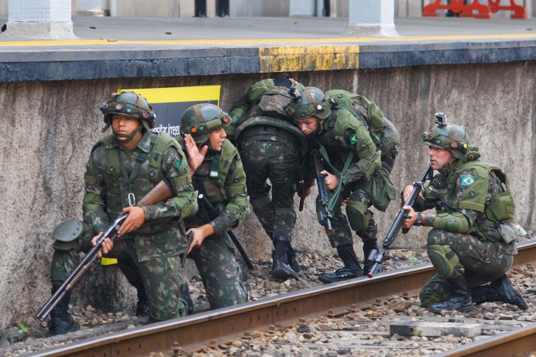 Exército nas ruas do Rio de Janeiro